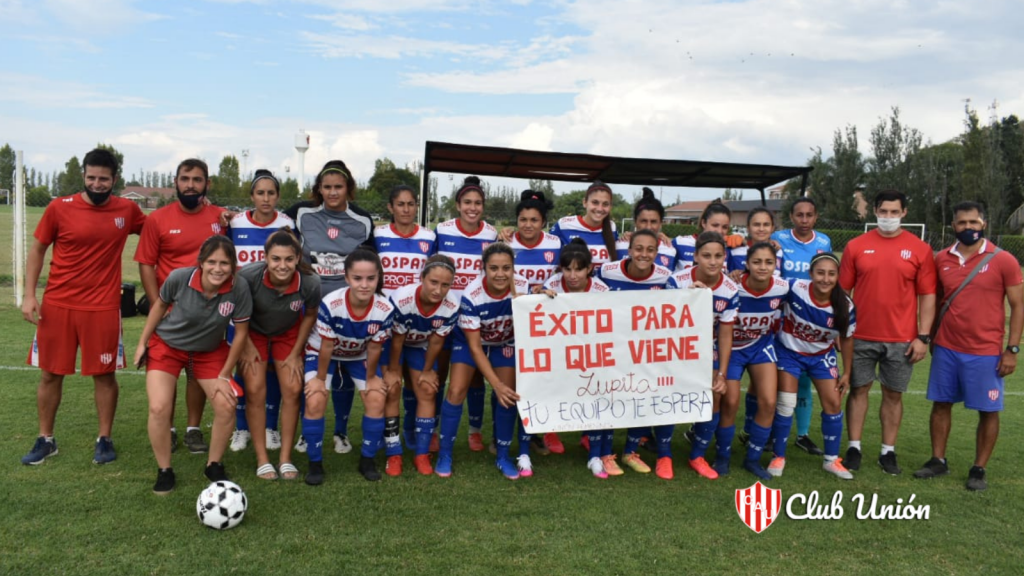 Fútbol Femenino: Unión debutó en el torneo con triunfo clásico
