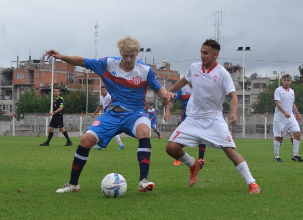 Juveniles: Escasa cosecha de puntos ante Huracán