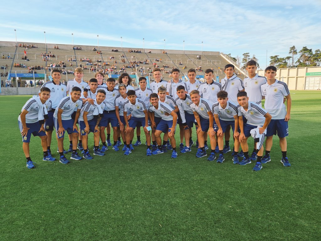 Amistoso ante la Selección Argentina Sub 17 en el 15 de Abril