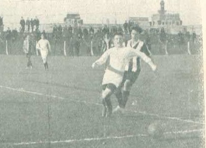 Primer partido oficial con Racing en 1913
