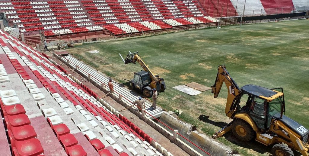 Cubrimiento fosos laterales, 2021