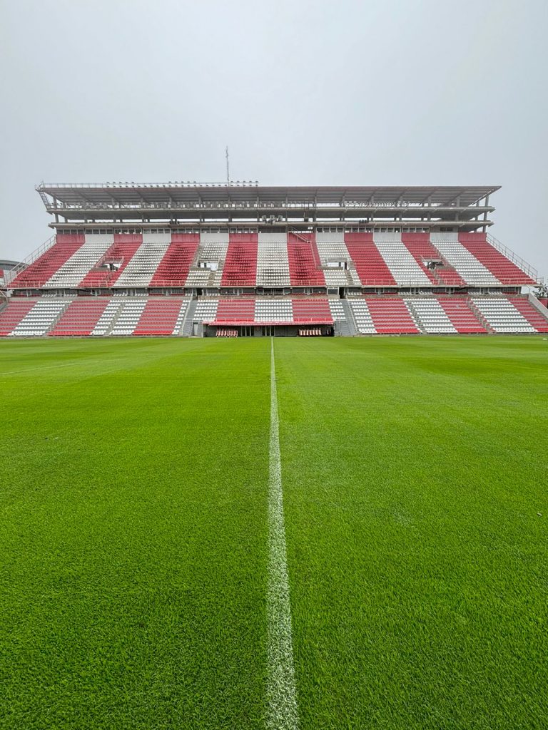 Vista tribunas Sur completa, 2023